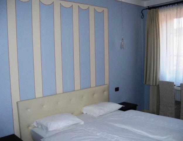 Hotel Casa Arizzoli Каннобио Номер фото